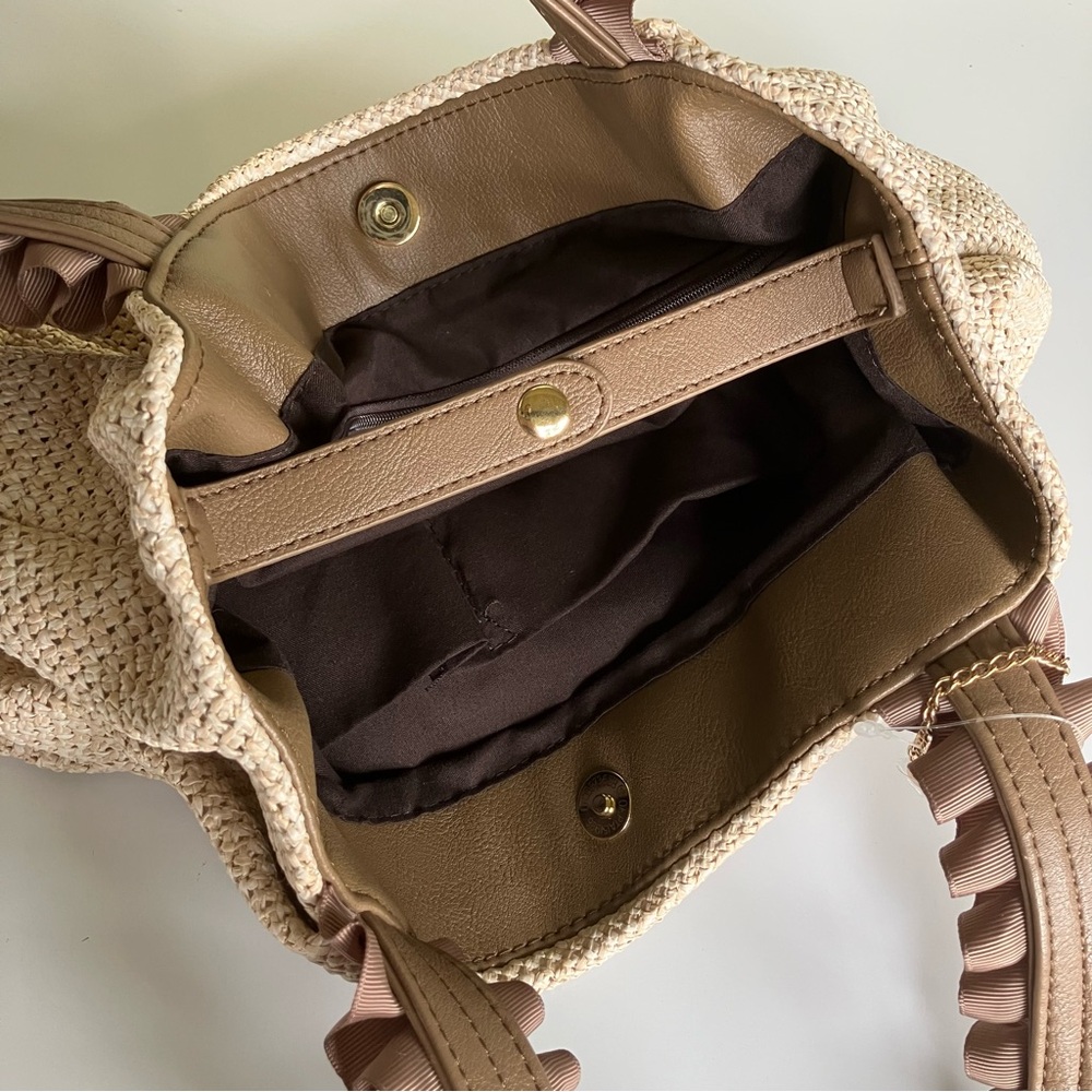 Woven handbag straw ruffle, garden girl, euro summer scandi girl, lagenlook - Picture 5 of 16